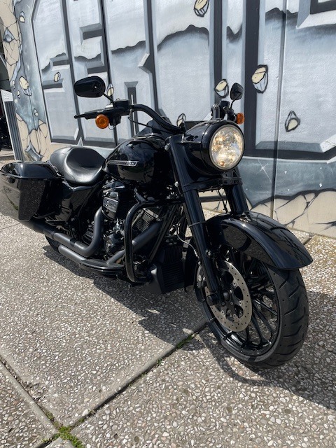 Harley-Davidson Ravenna ROAD KING SPECIAL 114