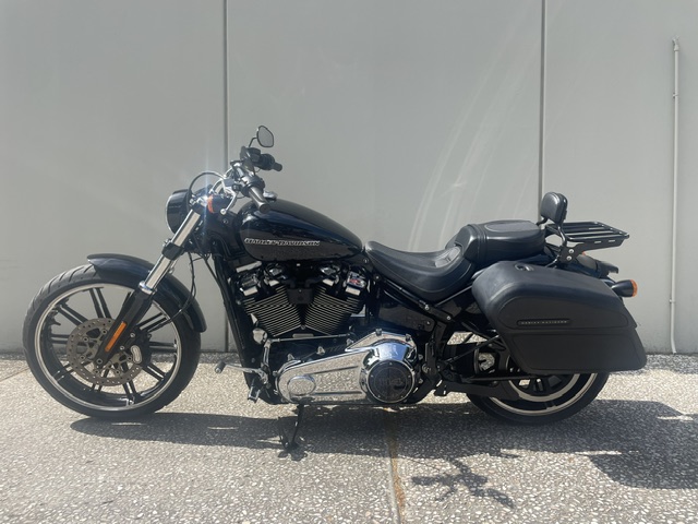 Harley-Davidson Ravenna BREAKOUT 114