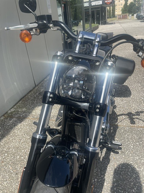 Harley-Davidson Ravenna BREAKOUT 114