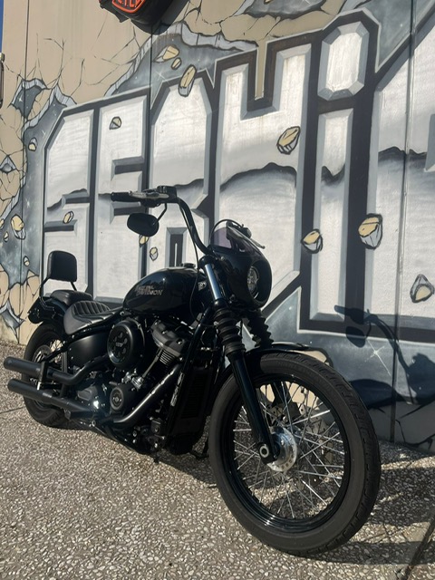 Harley-Davidson Ravenna STREET BOB 107